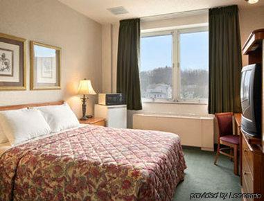 Elkins Inn And Suites Pokój zdjęcie